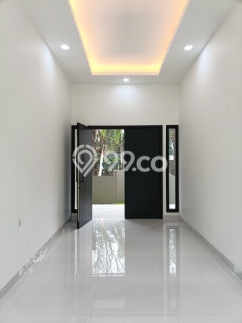 Hot Offer Hunian Premium Ideal dan Luas di BSD, Tangerang Selatan Hot Offer Hunian Premium Ideal dan Luas di BSD, Tangerang Selatan
