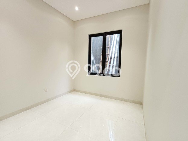 For Sale! Luxury House LT 108m2 Desain Modern di BSD For Sale! Luxury House LT 108m2 Desain Modern di BSD