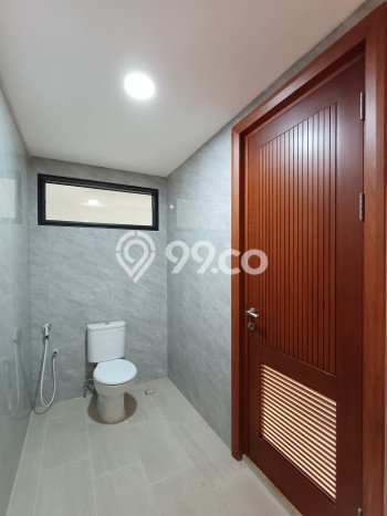 Siap Huni Hunian Elit 4 Kamar di BSD Dekat ke Mana Pun Siap Huni Hunian Elit 4 Kamar di BSD Dekat ke Mana Pun