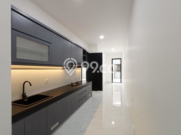 Siap Huni Rumah Mewah 4 Kamar di BSD Dekat ke Mana Pun Siap Huni Rumah Mewah 4 Kamar di BSD Dekat ke Mana Pun