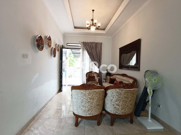 Rumah Elit Modern Siap Huni di BSD Tangerang Rumah Elit Modern Siap Huni di BSD Tangerang
