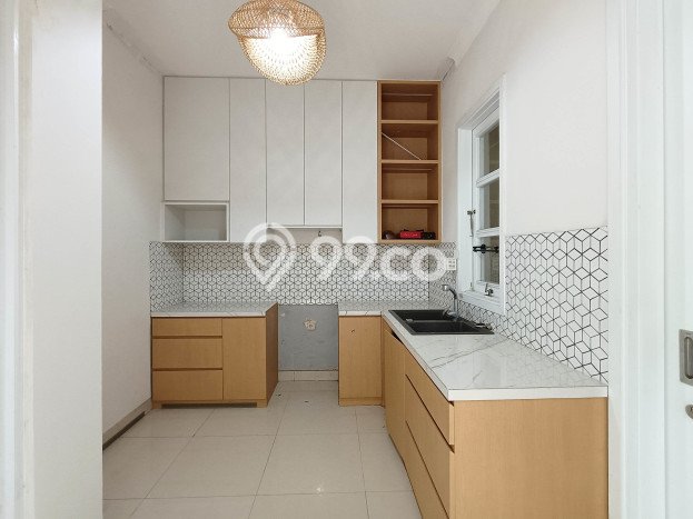 Rumah Luxury Modern Siap Huni di BSD Eminent Tangerang Rumah Luxury Modern Siap Huni di BSD Eminent Tangerang