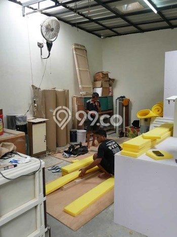 Gudang Premium Kawasan Cipondoh, Luas 528m2m², Kawasan Bisnis, Tingkat Keramaian Tinggi Gudang Premium Kawasan Cipondoh, Luas 528m2m², Kawasan Bisnis, Tingkat Keramaian Tinggi