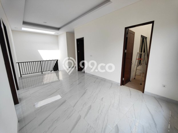 Hunian Elit LB 220m2 Siap Huni Desain Elegan di BSD, Tangerang Hunian Elit LB 220m2 Siap Huni Desain Elegan di BSD, Tangerang