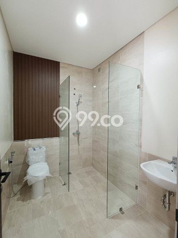 Jual Rumah Luas Elegan Dengan View Cantik di BSD, Tangerang Jual Rumah Luas Elegan Dengan View Cantik di BSD, Tangerang