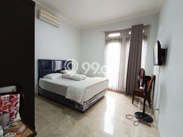 Rumah Elit Modern Siap Huni di BSD Tangerang Rumah Elit Modern Siap Huni di BSD Tangerang