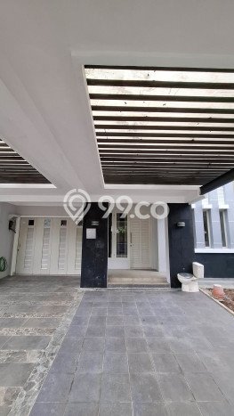 Rumah Luxury Modern Tanpa Renovasi di BSD Tangerang Rumah Luxury Modern Tanpa Renovasi di BSD Tangerang