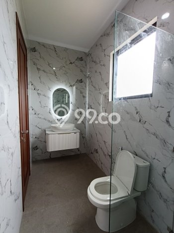 Rumah Elit LB 330m2 Siap Huni Desain Elegan di BSD, Tangerang Rumah Elit LB 330m2 Siap Huni Desain Elegan di BSD, Tangerang