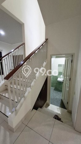 Rumah Luxury Modern Tanpa Renovasi di BSD Tangerang Rumah Luxury Modern Tanpa Renovasi di BSD Tangerang