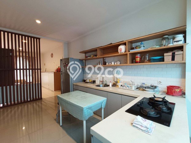 Hunian Elit LB 210m2 Siap Huni Desain Elegan di BSD, Tangerang Hunian Elit LB 210m2 Siap Huni Desain Elegan di BSD, Tangerang