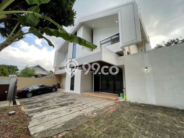 Rumah Luxury Modern Siap Huni di Bangka Jakarta Selatan Rumah Luxury Modern Siap Huni di Bangka Jakarta Selatan