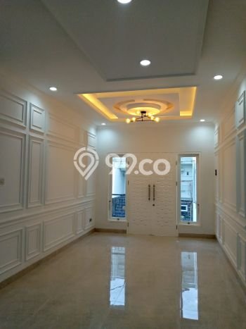 Siap Huni Rumah Mewah 5 Kamar di Cilandak Dekat ke Mana Pun Siap Huni Rumah Mewah 5 Kamar di Cilandak Dekat ke Mana Pun