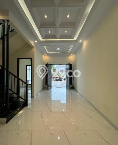 Rumah Elit Modern Siap Huni di Cipedak Jakarta Selatan Rumah Elit Modern Siap Huni di Cipedak Jakarta Selatan