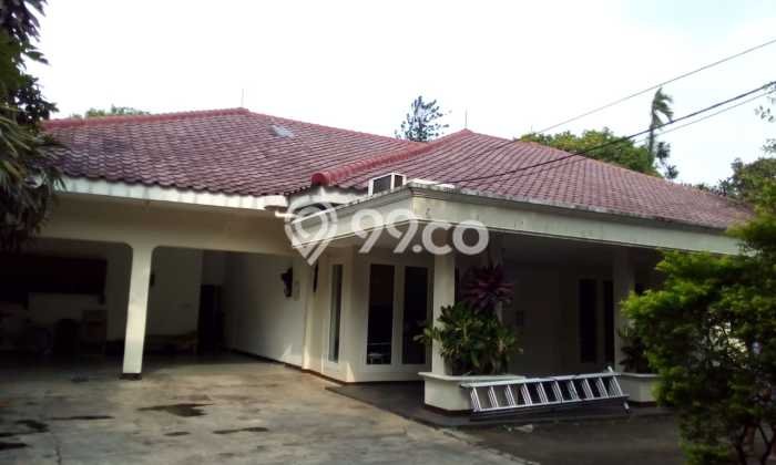 For Sale! Premium House LT 1400m2 Desain Modern di Kemang For Sale! Premium House LT 1400m2 Desain Modern di Kemang
