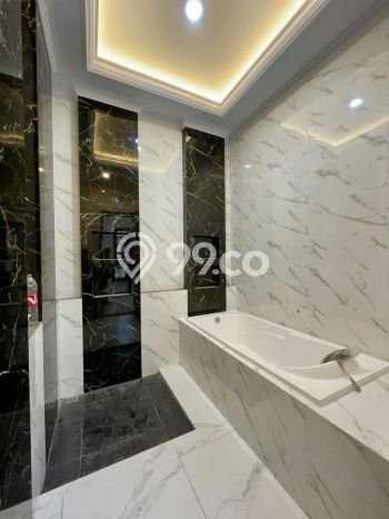 Siap Huni Rumah Mewah 4 Kamar di Jagakarsa Dekat ke Mana Saja Siap Huni Rumah Mewah 4 Kamar di Jagakarsa Dekat ke Mana Saja