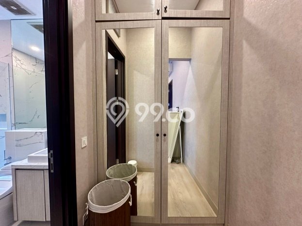 Siap Huni Hunian Elit 4 Kamar di BSD Dekat ke Mana Pun Siap Huni Hunian Elit 4 Kamar di BSD Dekat ke Mana Pun