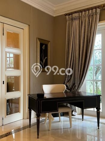 Ready to Use! Luxury House LT 932m2 Desain Elegan di Pondok Labu Ready to Use! Luxury House LT 932m2 Desain Elegan di Pondok Labu