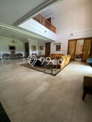 Rumah Eksklusif Siap Huni LT 900m2 di Ciputat, Tangerang Selatan Rumah Eksklusif Siap Huni LT 900m2 di Ciputat, Tangerang Selatan
