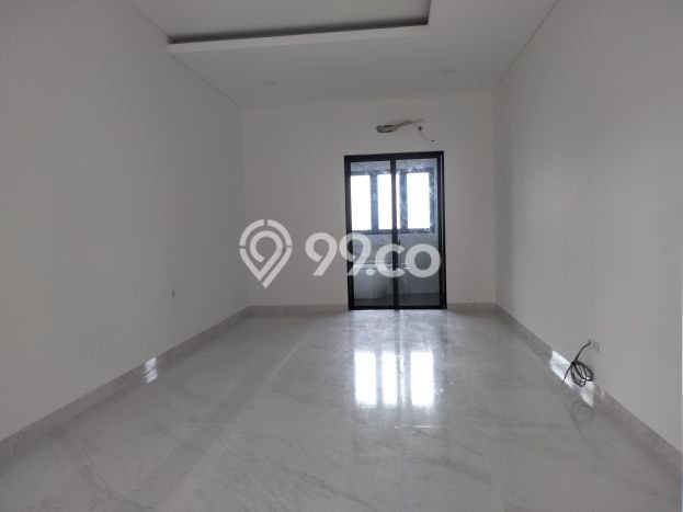 Rumah area BSD, Tangerang, Luas 249m² LB 416m² - INVESTASI TERBAIK! Rumah area BSD, Tangerang, Luas 249m² LB 416m² - INVESTASI TERBAIK!
