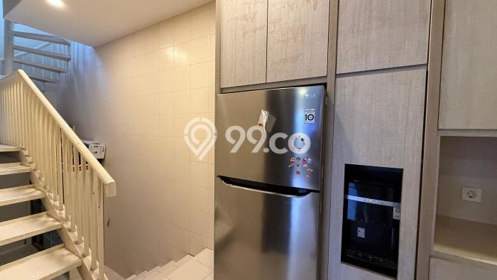 Rumah Elit Modern Tanpa Renovasi di Alam Sutera Tangerang Rumah Elit Modern Tanpa Renovasi di Alam Sutera Tangerang