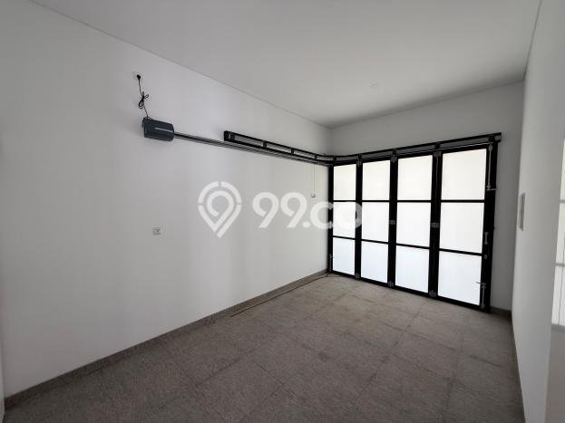 Dijual Rumah Mewah Megah Dengan View Eksklusif di Gading Serpong, Tangerang Dijual Rumah Mewah Megah Dengan View Eksklusif di Gading Serpong, Tangerang