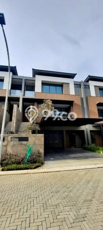 Rumah 4 KT 4 KM LT 153m², LB 252m² di BSD, Tangerang Rumah 4 KT 4 KM LT 153m², LB 252m² di BSD, Tangerang