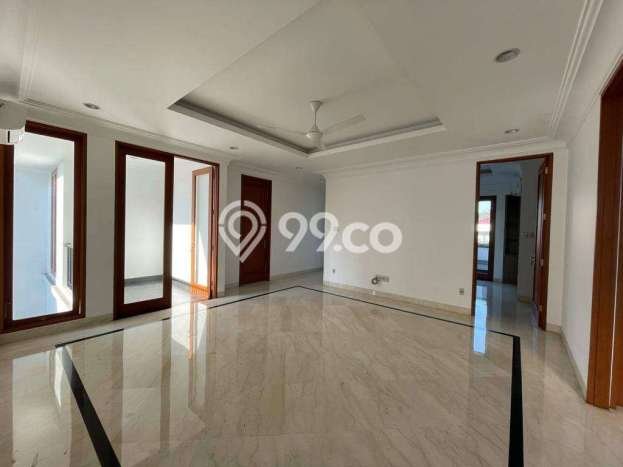 Dijual Rumah Luas Elegan Dengan View Eksklusif di Pondok Indah, Jakarta Selatan Dijual Rumah Luas Elegan Dengan View Eksklusif di Pondok Indah, Jakarta Selatan