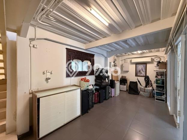 Rumah Elit Modern Tanpa Renovasi di Alam Sutera Tangerang Rumah Elit Modern Tanpa Renovasi di Alam Sutera Tangerang