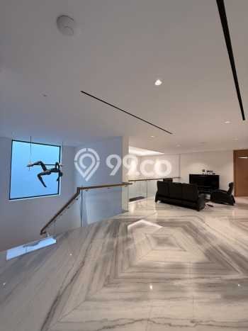 Rumah Luxury Modern Tanpa Renovasi di BSD Tangerang Rumah Luxury Modern Tanpa Renovasi di BSD Tangerang