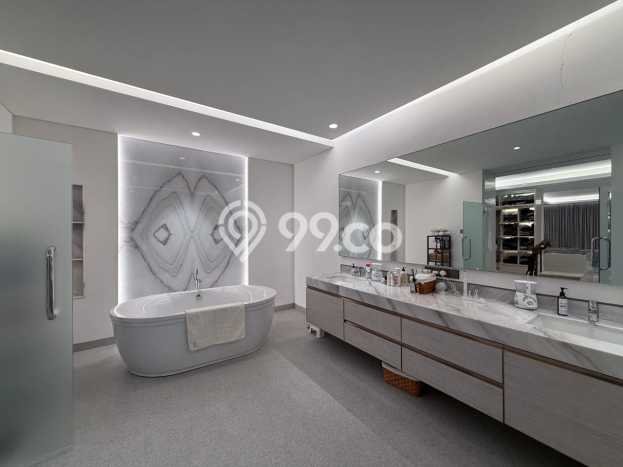 Rumah Luxury Modern Tanpa Renovasi di BSD Tangerang Rumah Luxury Modern Tanpa Renovasi di BSD Tangerang