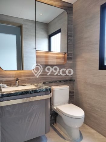 Hunian Modern Dikontrakkan 5 Kamar di BSD Boleh Nego Hunian Modern Dikontrakkan 5 Kamar di BSD Boleh Nego