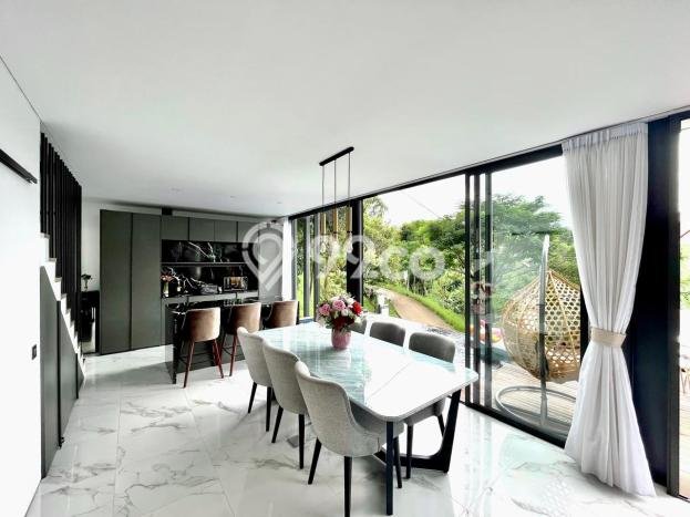 AREA PREMIUM! Vila Kawasan Cimenyan, Luas 290m2m², Akses ke pusat umum AREA PREMIUM! Vila Kawasan Cimenyan, Luas 290m2m², Akses ke pusat umum