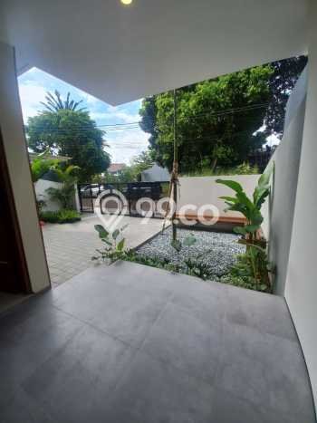 For Sale Rumah Mewah Exclusive di BSD, Tangerang Selatan For Sale Rumah Mewah Exclusive di BSD, Tangerang Selatan