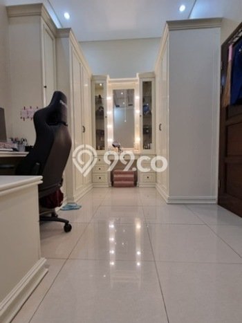 Hot Offer Hunian Mewah Ideal dan Luas di Grogol Petamburan, Jakarta Barat Hot Offer Hunian Mewah Ideal dan Luas di Grogol Petamburan, Jakarta Barat