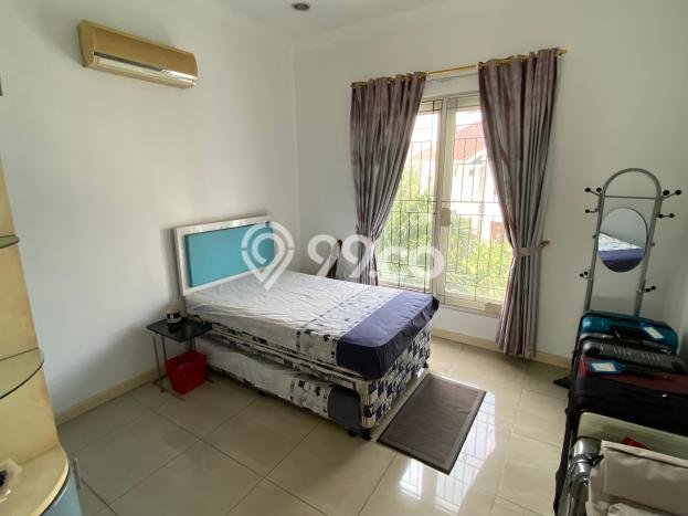 Jual Rumah Mewah Elegan Dengan View Cantik di Alam Sutera, Tangerang Jual Rumah Mewah Elegan Dengan View Cantik di Alam Sutera, Tangerang