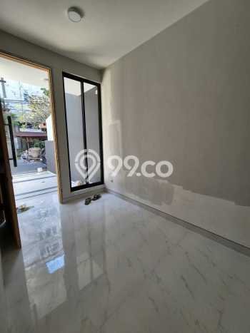 Dijual Rumah Modern 5 KT di Sutorejo, Surabaya Dijual Rumah Modern 5 KT di Sutorejo, Surabaya