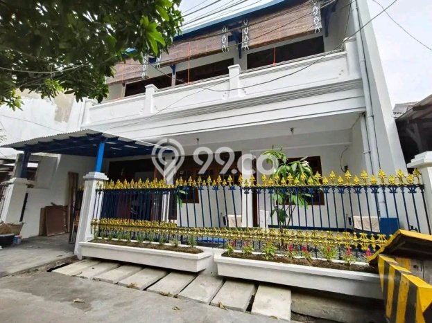 Disewakan! Rumah 6 Kamar Tidur &
3 Kamar Mandi di Semolowaru, Surabaya Disewakan! Rumah 6 Kamar Tidur &
3 Kamar Mandi di Semolowaru, Surabaya