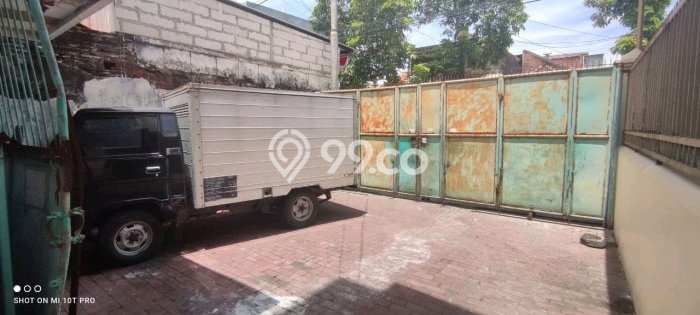 Jual Gudang Kawasan Premium di , Luas 1250m2m², Jalan Utama Jual Gudang Kawasan Premium di , Luas 1250m2m², Jalan Utama