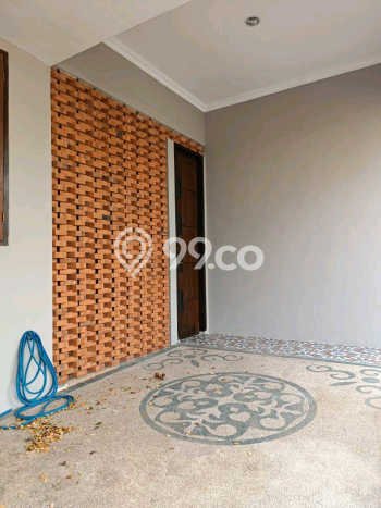Rumah Elit Modern Tanpa Renovasi di Kendangsari Surabaya Rumah Elit Modern Tanpa Renovasi di Kendangsari Surabaya