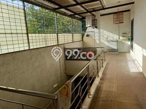 HARGA SPECIAL! Rumah Asri area , Surabaya, LT 270m2m² Bangunan 280m2m² BISA KPR! HARGA SPECIAL! Rumah Asri area , Surabaya, LT 270m2m² Bangunan 280m2m² BISA KPR!