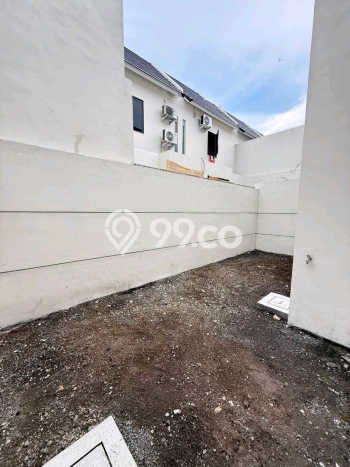 HUNIAN PILIHAN! Rumah di Menganti, Luas 105m2m² Bangunan 90m2m² HUNIAN PILIHAN! Rumah di Menganti, Luas 105m2m² Bangunan 90m2m²