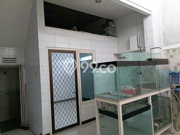 HARGA SPECIAL! Rumah Asri area , Surabaya, LT 270m2m² Bangunan 280m2m² BISA KPR! HARGA SPECIAL! Rumah Asri area , Surabaya, LT 270m2m² Bangunan 280m2m² BISA KPR!