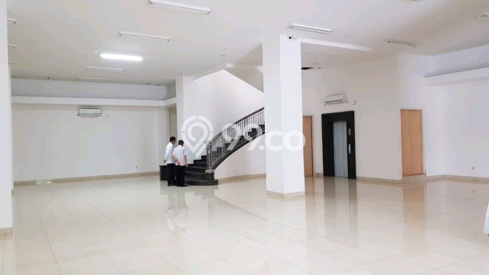 Komersial Dijual di Prime Area Surabaya Luas 1500m2 Komersial Dijual di Prime Area Surabaya Luas 1500m2
