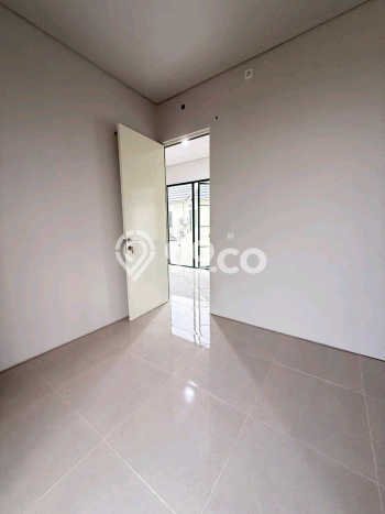 HUNIAN PILIHAN! Rumah di Menganti, Luas 105m2m² Bangunan 90m2m² HUNIAN PILIHAN! Rumah di Menganti, Luas 105m2m² Bangunan 90m2m²