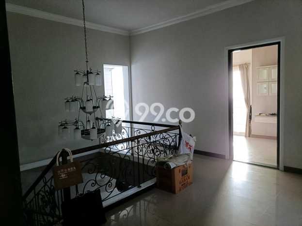 HARGA SPECIAL! Rumah Asri area , Surabaya, LT 270m2m² Bangunan 280m2m² BISA KPR! HARGA SPECIAL! Rumah Asri area , Surabaya, LT 270m2m² Bangunan 280m2m² BISA KPR!