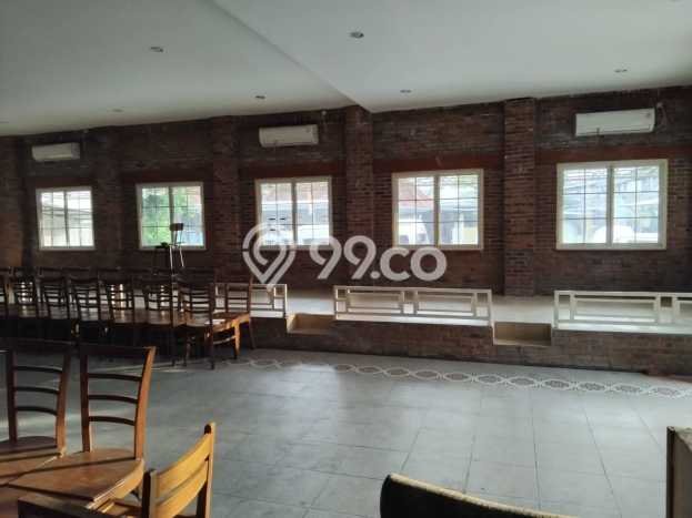 Unit Komersial Disewakan di Surabaya Area Strategis Harga Kompetitif Unit Komersial Disewakan di Surabaya Area Strategis Harga Kompetitif
