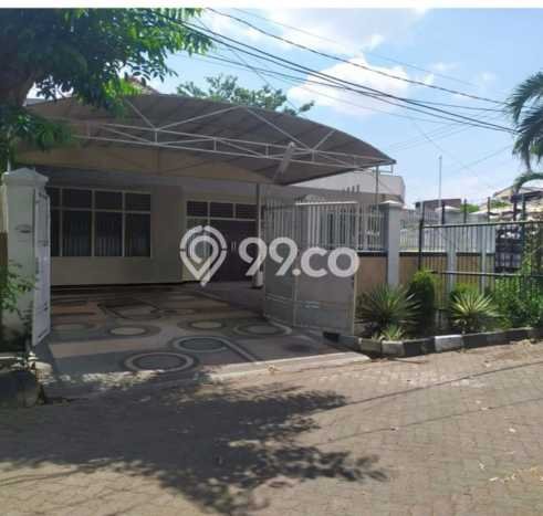 Rumah Luxury Modern Siap Huni di Tidar Surabaya Rumah Luxury Modern Siap Huni di Tidar Surabaya