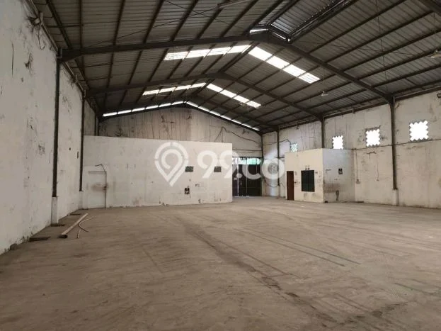 Gudang Disewakan Kawasan Rungkut, Luas 550m2m², Lokasi Strategis, Siap Usaha Gudang Disewakan Kawasan Rungkut, Luas 550m2m², Lokasi Strategis, Siap Usaha