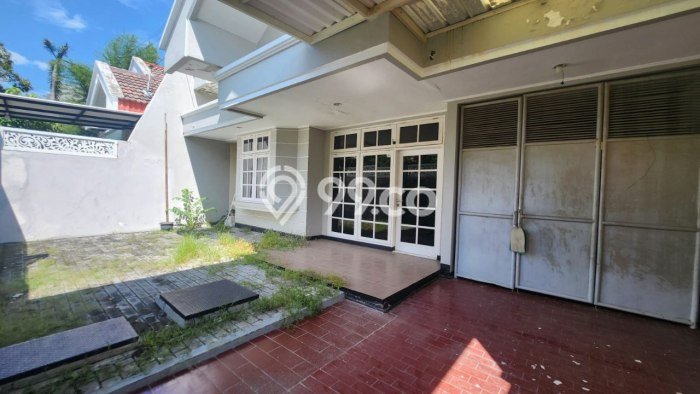 UNIT LANGKA! Rumah di Dharma Husada, 3 KT, Pemandangan Kota, LT 200m2m² LB 200m2m² UNIT LANGKA! Rumah di Dharma Husada, 3 KT, Pemandangan Kota, LT 200m2m² LB 200m2m²