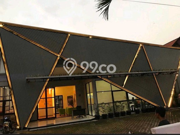 SPECIAL LISTING! Rumah di Tegalsari, 3 KM, Dekat Fasilitas, LT 790m2m² Bangunan 600m2m² SPECIAL LISTING! Rumah di Tegalsari, 3 KM, Dekat Fasilitas, LT 790m2m² Bangunan 600m2m²